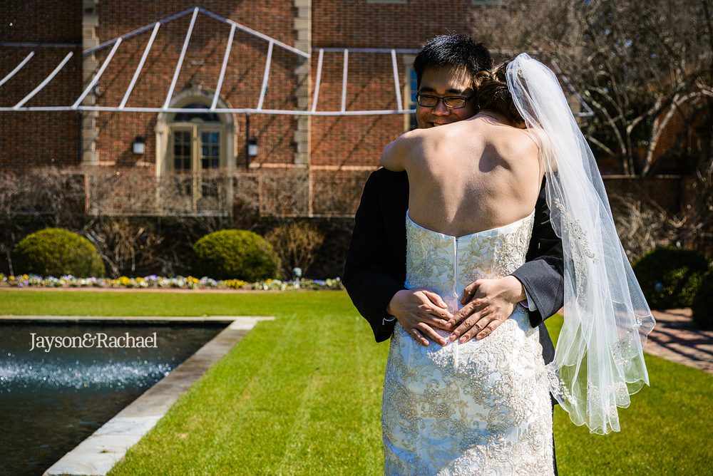 Williamsburg wedding first look