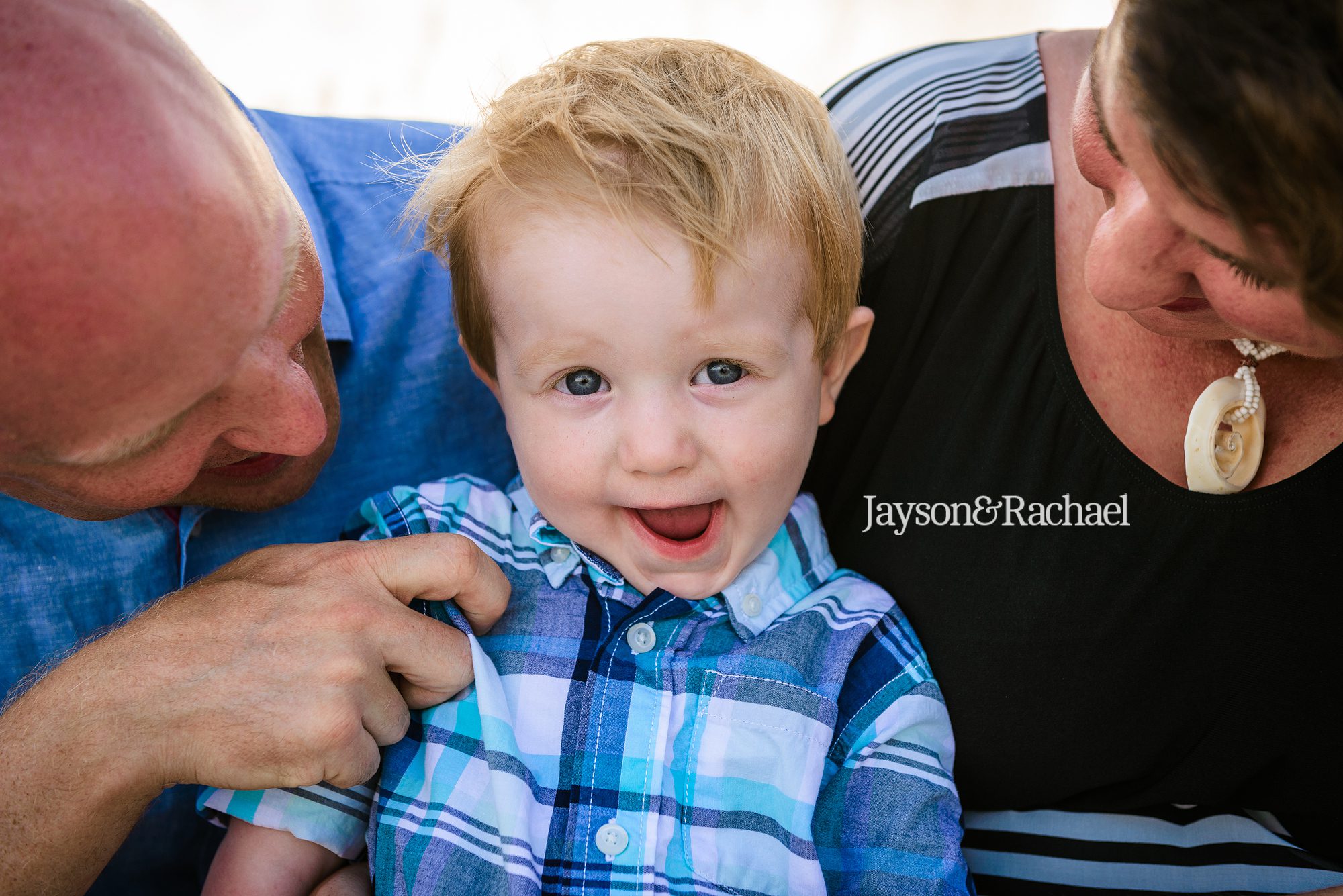 Family photographer in Rodanthe North Carolina